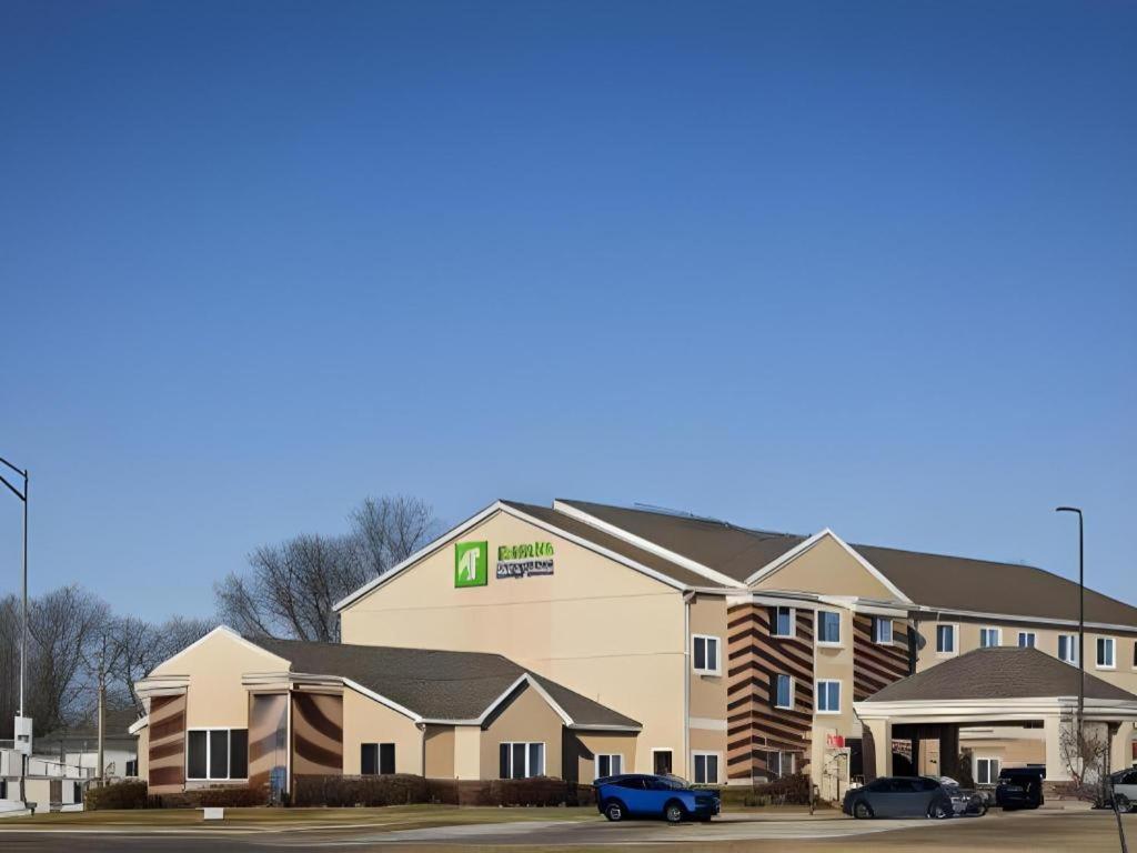 Holiday Inn Express O'Neill By Ihg Exterior photo